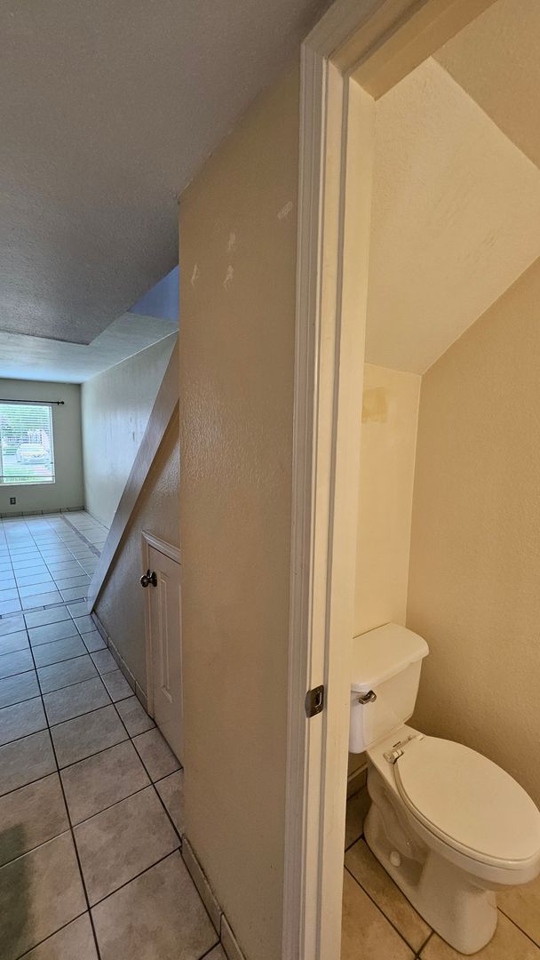 Foto del edificio - Cute condo for rent, 2 bedrooms, 2.5 bath