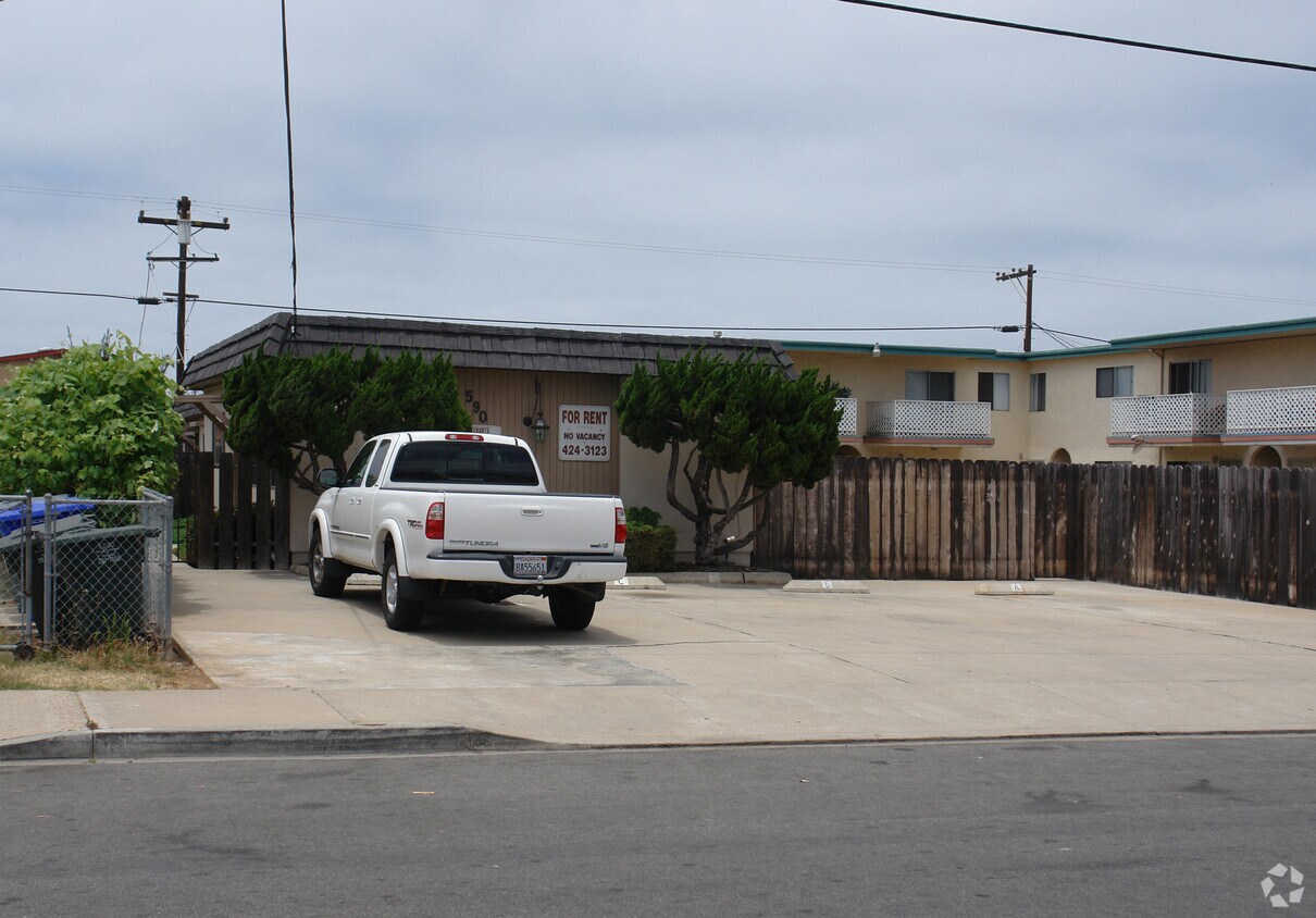 Foto del edificio - 590 7th St