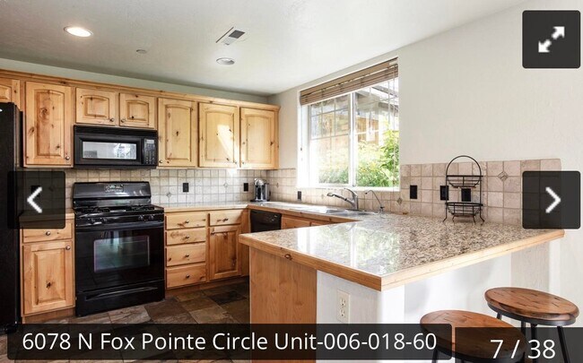 Foto del edificio - 6078 N Fox Pointe Cir