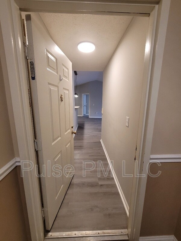 Photo - 440 Lakeview Dr Apartment