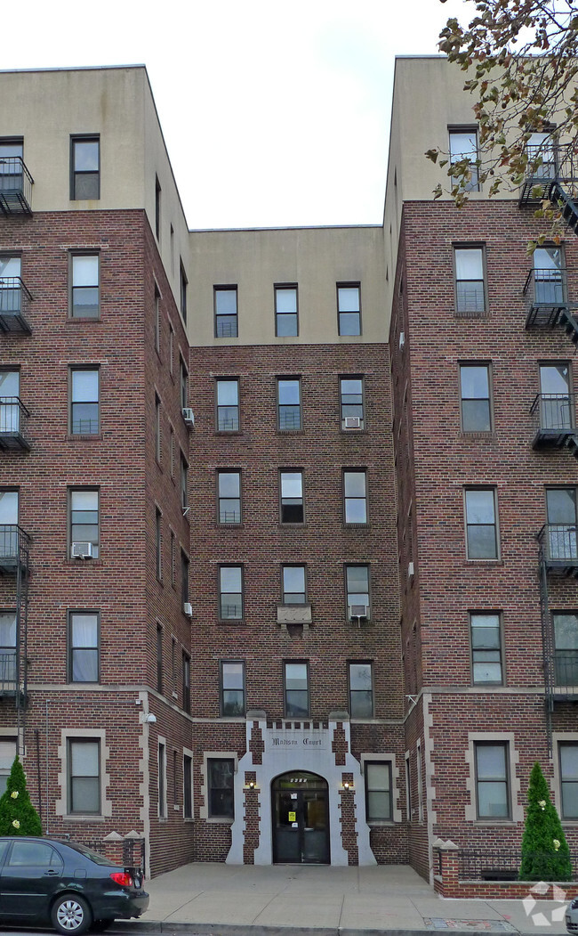 8615 Fort Hamilton Pky, Brooklyn, NY 11209 - Apartments in Brooklyn, NY ...