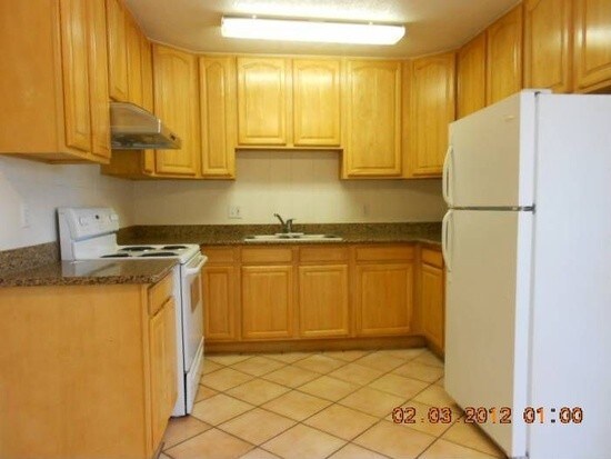 Primary Photo - 800-804 O St