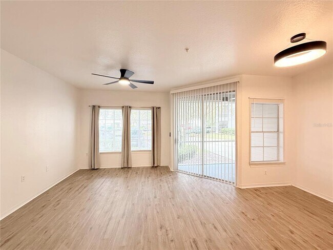 Building Photo - 2314 Mid Town Terrace