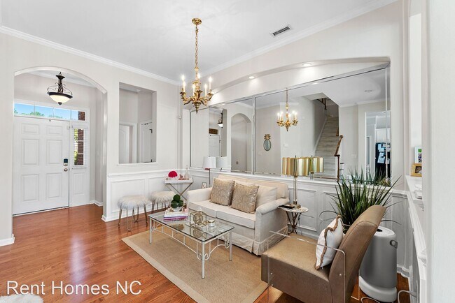 Building Photo - 3 br, 2.5 bath House - 1433 Basinger Court