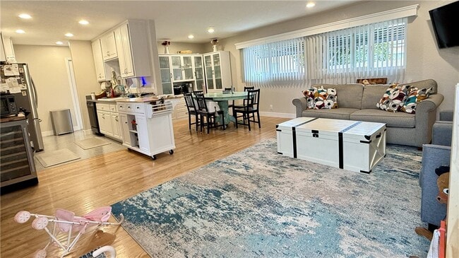 Foto del edificio - 6472 Brown Cir