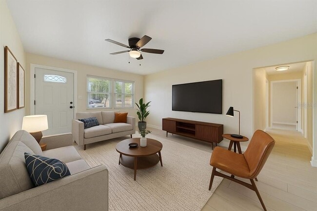 Building Photo - 30 W Hammon Dr