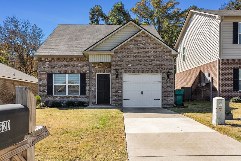 620 Kincaid Cove Ln, Odenville, AL 35120 House Rental in Odenville