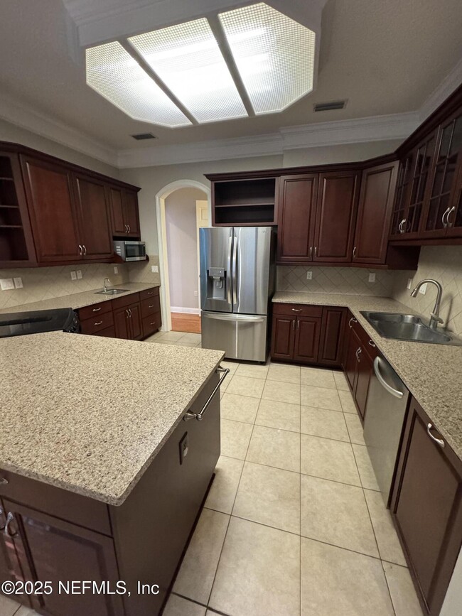 Foto del edificio - 2580 Heather Oaks Ct