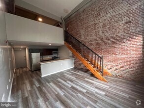 Building Photo - 1302 W Cumberland St