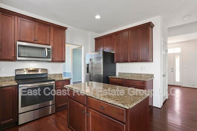 Building Photo - 116 Celadon Dr