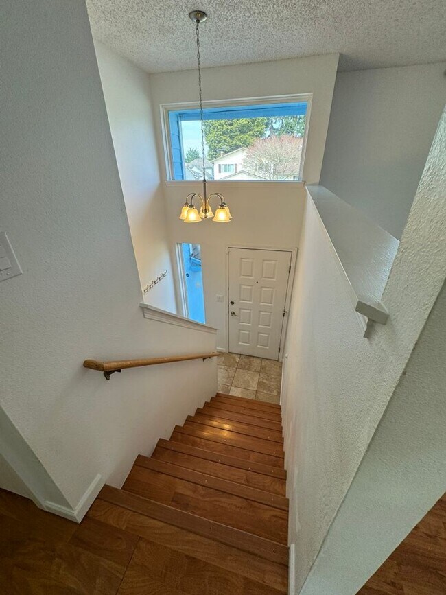 Foto del edificio - 4Bd/2.25Ba Kent House