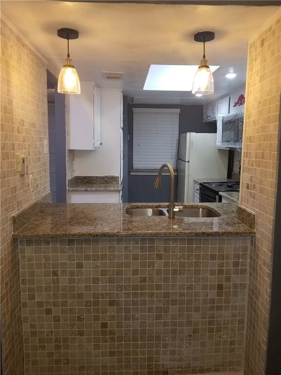 Foto del edificio - 2109 Park Willow Ln
