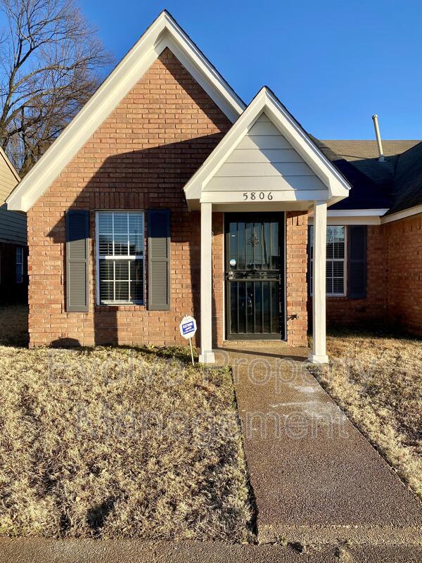 Foto principal - 5806 Ashridge Pl