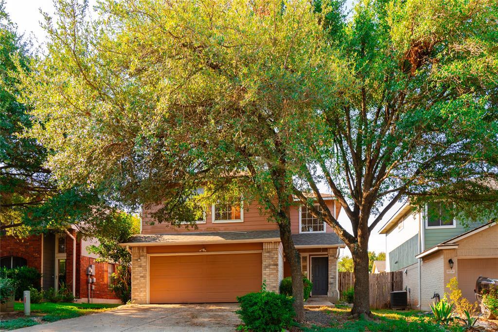 Foto principal - 15224 Sarah's Creek Dr