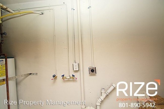 Foto del edificio - 3 br, 1.5 bath House - 4766 S 4420 W