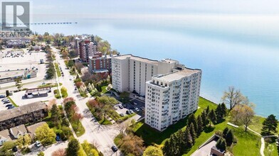 Building Photo - 5280 Lakeshore Rd.