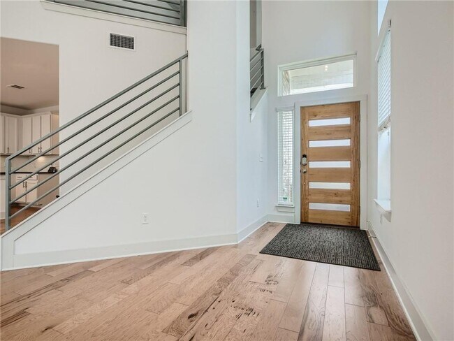 Foto del edificio - 1501 Homespun Rd
