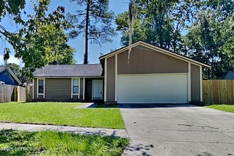 Building Photo - 11555 N Ride Cir S