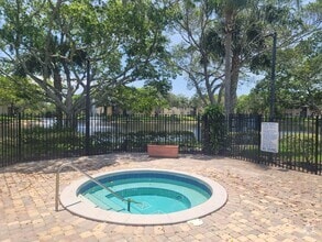 Building Photo - 671 Cypress Lake Blvd