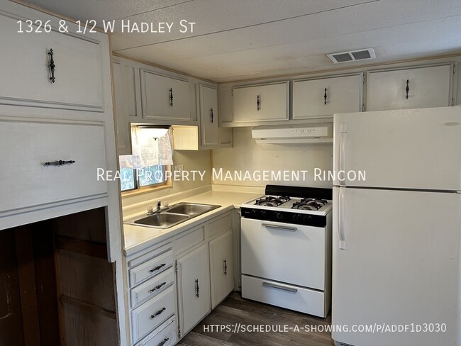 Foto del edificio - 1326-1322 W Hadley St
