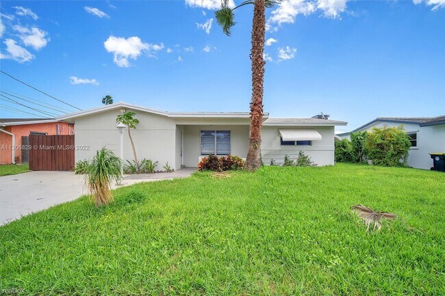 Building Photo - 4 br, 2 bath House - 4640 SW 42nd Ter