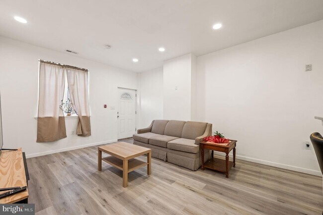 Foto del edificio - 1633 Germantown Ave