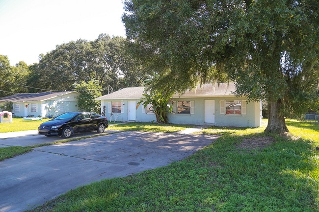 Foto del edificio - Palmetto Duplex Portfolio
