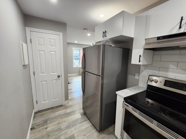 Building Photo - 90 Wentworth St