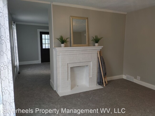 Foto del edificio - 3 br, 1 bath House - 1021 12th  Avenue