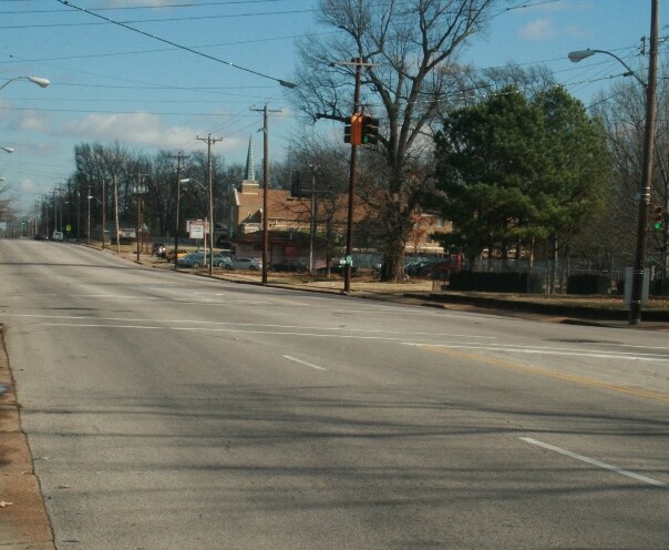 Foto del edificio - 750 Chelsea Ave