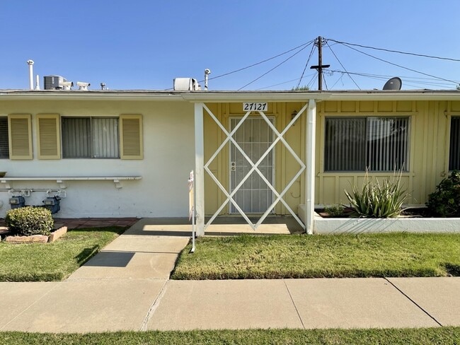 Building Photo - 27127 Sun City Blvd