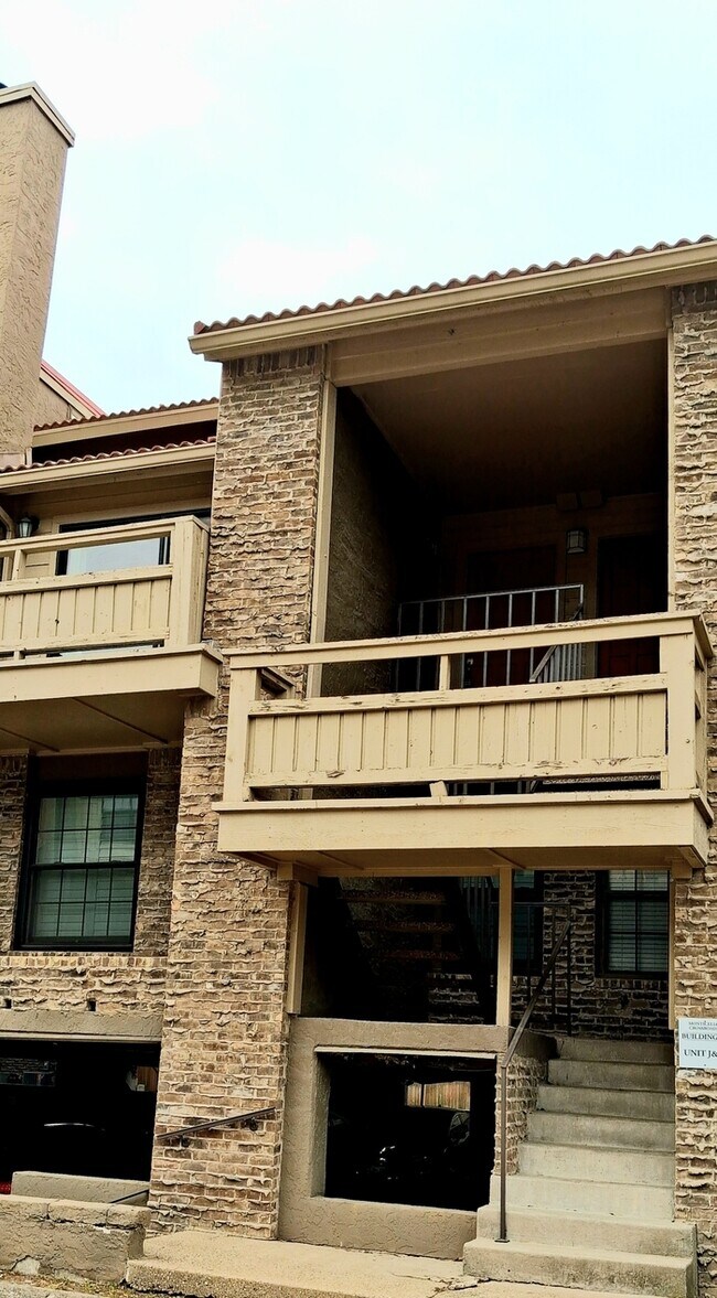 Foto del edificio - 5200 Martel Ave
