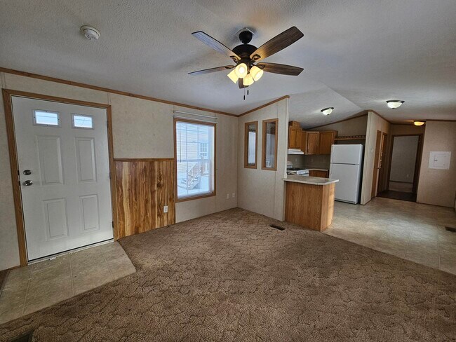 Foto del edificio - 6 Evergreen Ln