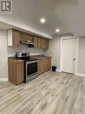 Photo du bâtiment - 145 Cranbrook Cres