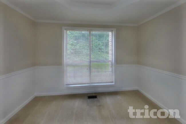 Foto del edificio - 2290 Lost Forest Ln SW