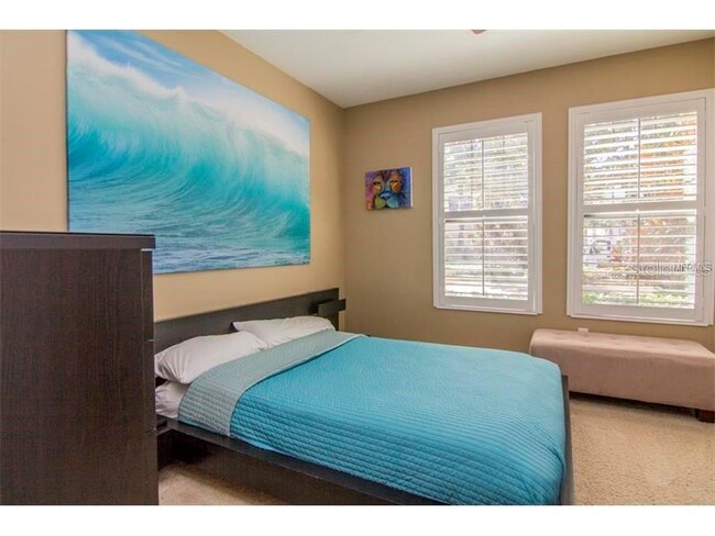 Building Photo - 4886 Yacht Club Dr