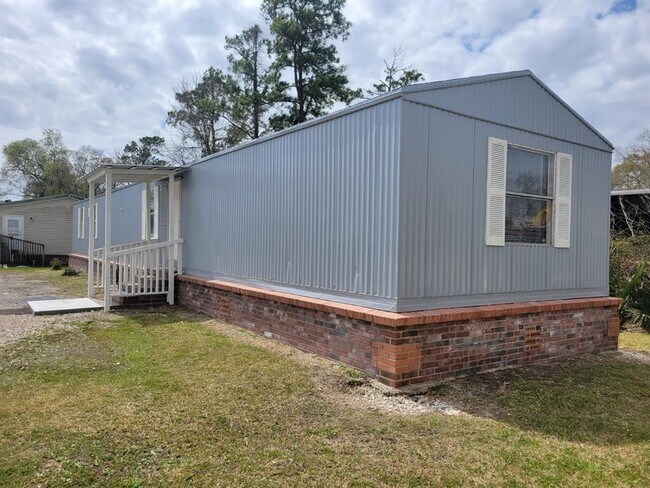 Building Photo - 12303 Unison Rd