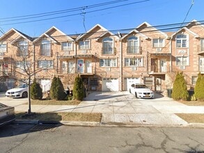 Building Photo - 2853 Ely Ave