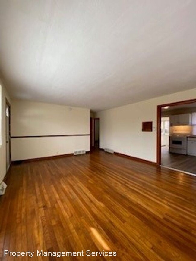 Building Photo - 2 br, 1 bath House - 55363 Lexington Ave