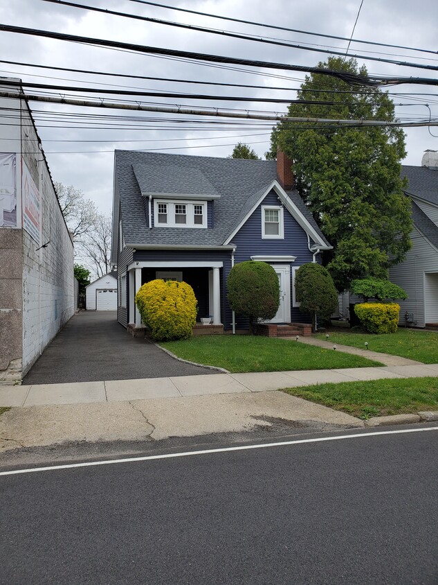 91 Jerusalem Ave, Hicksville, NY 11801 House Rental in Hicksville, NY