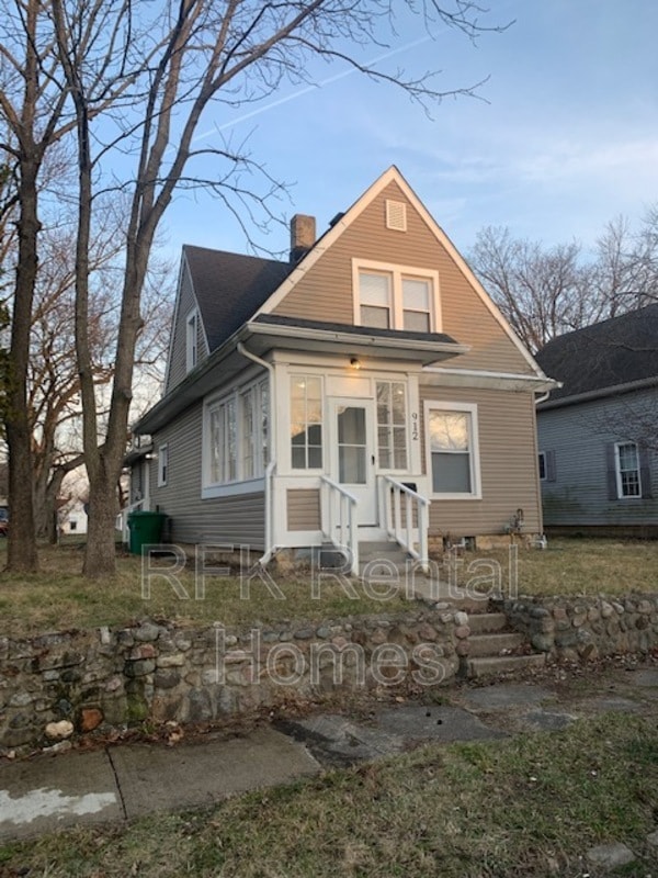 Building Photo - 912 S 17th St