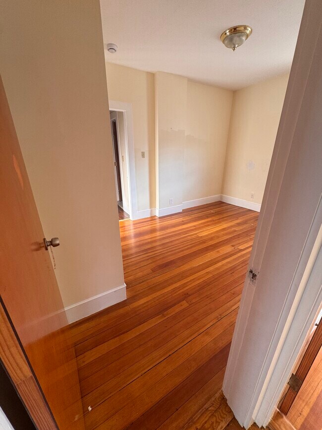 Dormitorio 2 - 197 Sheridan Ave