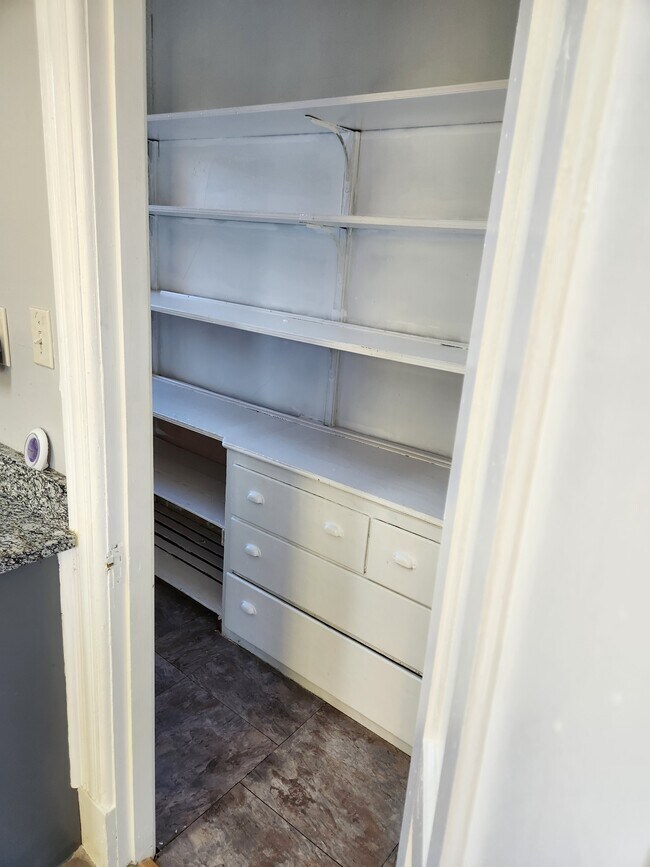 2201 15th St Unit Apartment 2R, Troy, NY 12180 Rentals in Troy at 2201