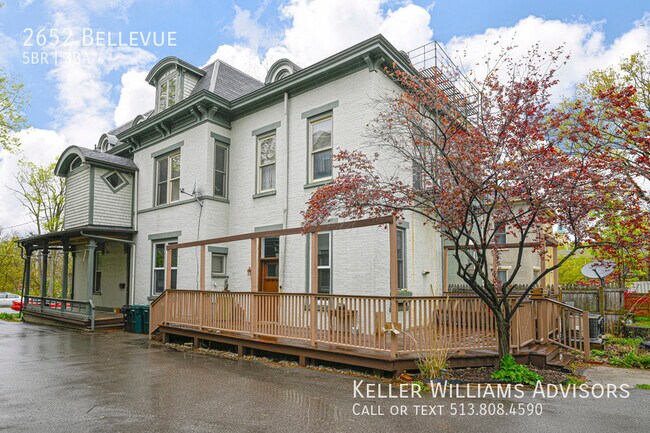 Photo - 2652 Bellevue- House