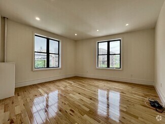 Building Photo - 935 St Nicholas Ave