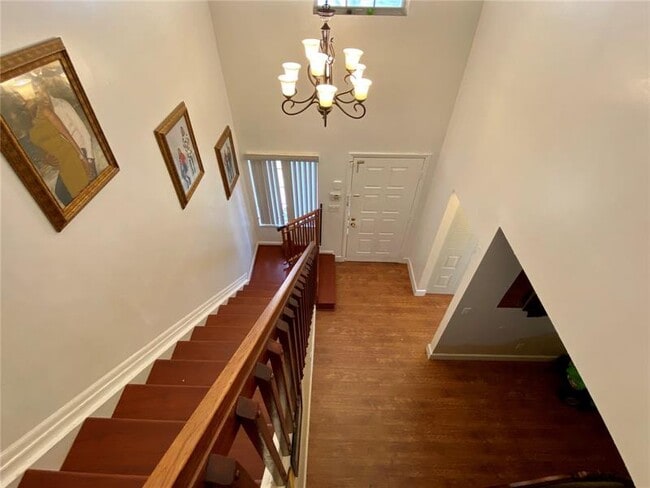 Building Photo - 890 NW 99th Ave