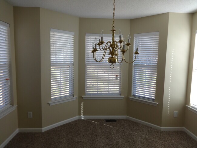 Foto del edificio - 6339 Milo Dr