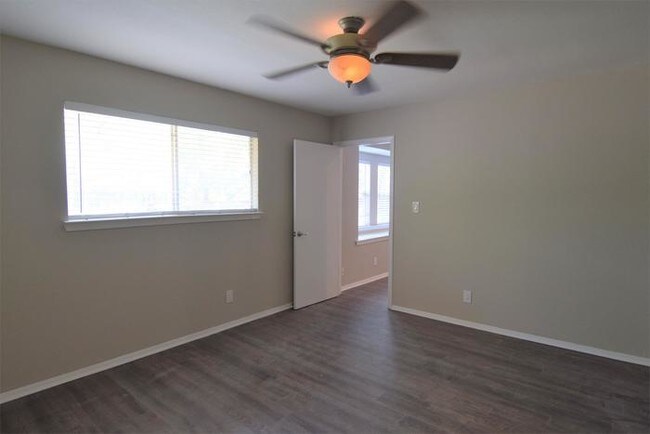 Building Photo - FOR RENT 3416 Harpers Ferry LN