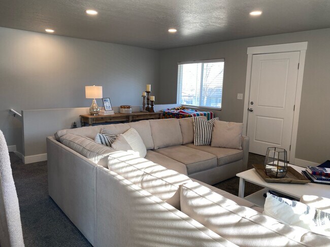 Foto del edificio - 675 E 4250 S