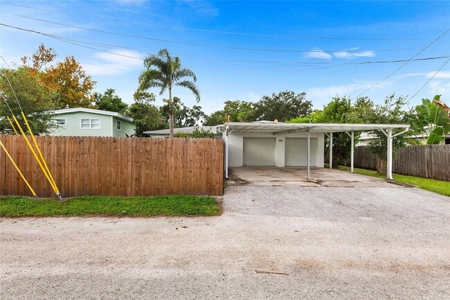 Foto del edificio - ST PETE HOME FOR RENT!